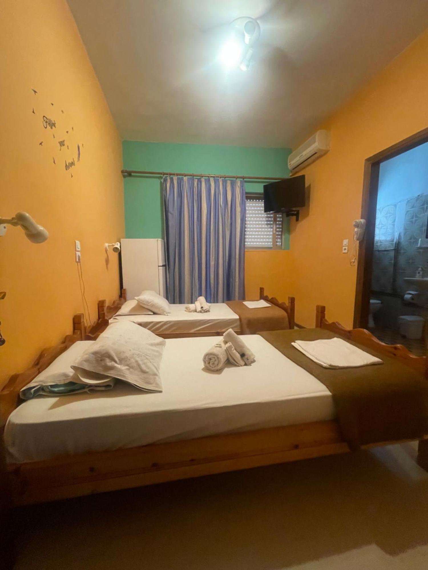 Pislis Rooms Kamena Vourla Exterior foto